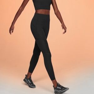 New On Cloud Leggings